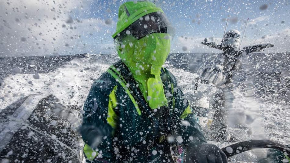 Volvo Ocean Race: Em 3º lugar, Martine Grael se aproxima de Itajaí