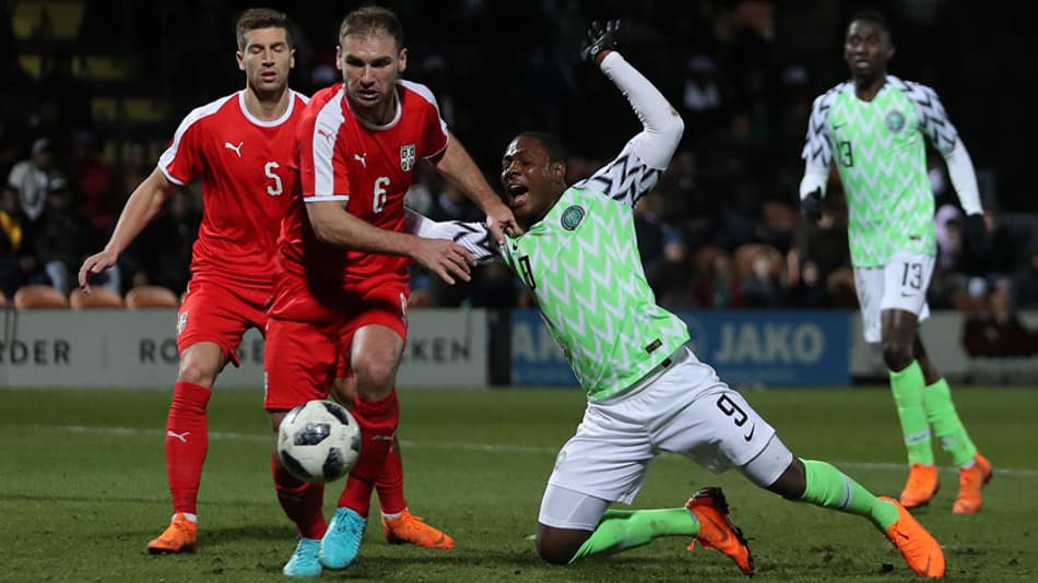 Gols de Mitrovic garantem vitória da Sérvia sobre a Nigéria