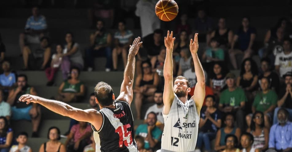 NBB: No primeiro jogo, Bauru vence o Vasco e abre vantagem nas oitavas