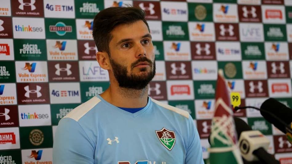 Júlio César fala em ano de superação individual e de grupo do Fluminense