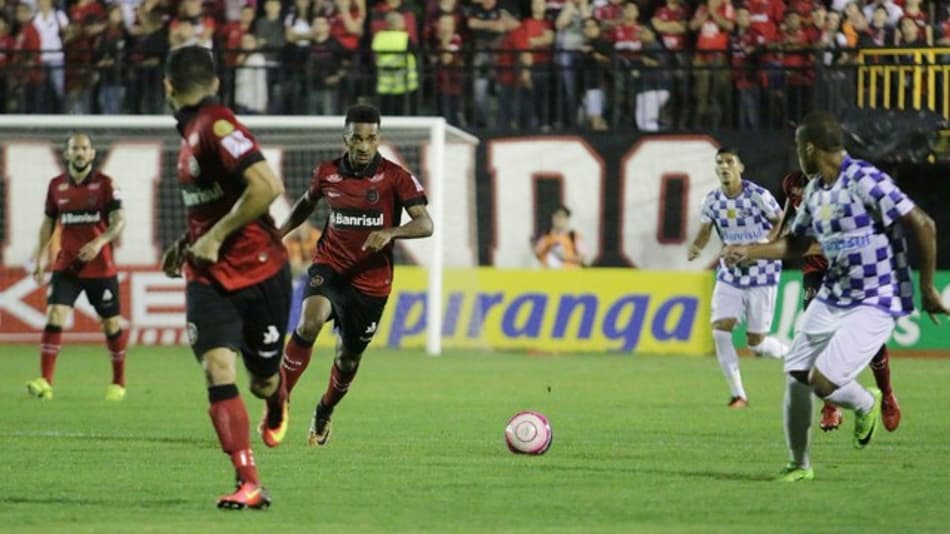 Brasil de Pelotas derruba São José nos pênaltis e está na final do Gauchão