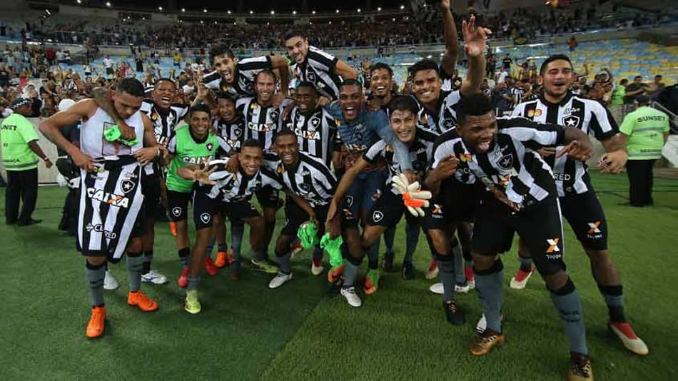 Da instabilidade à estabilidade: Bota, quando preciso, fez o jogo perfeito