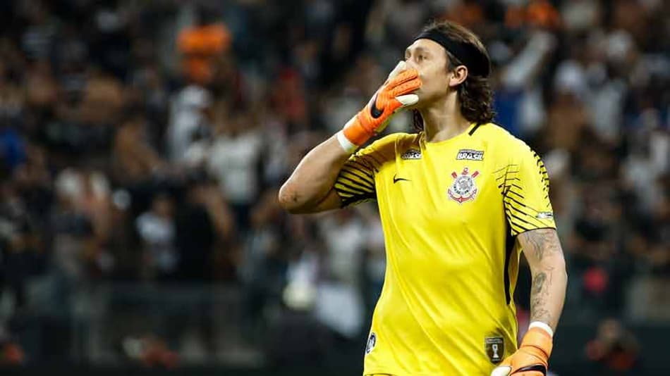 Cássio pegou mais dois pênaltis na quarta