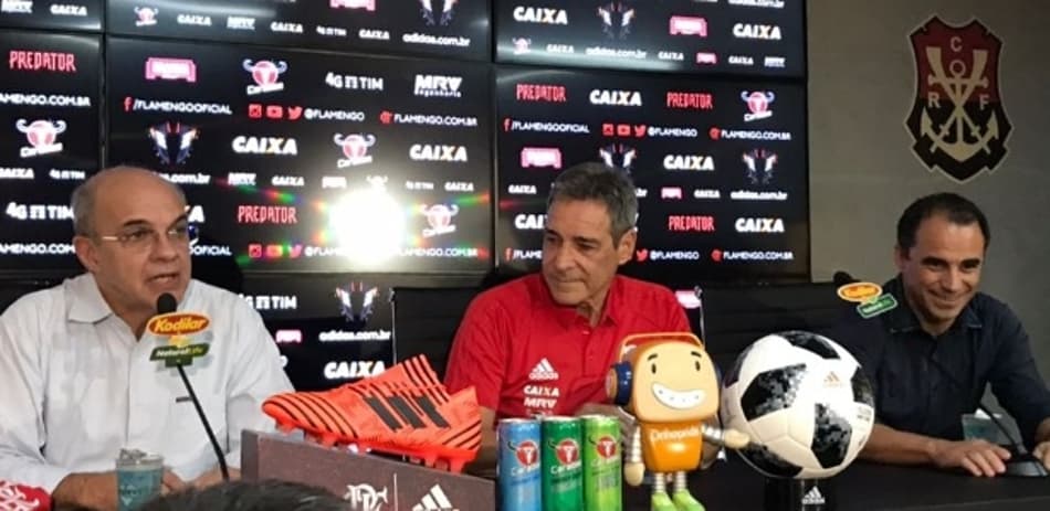 Após mais uma eliminação, Rodrigo Caetano e Carpegiani são demitidos