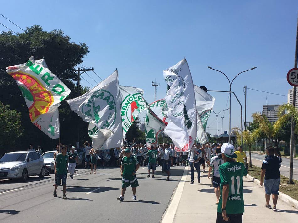 L! Espresso: SP sem festa: PM veta treinos abertos de rivais no mesmo dia