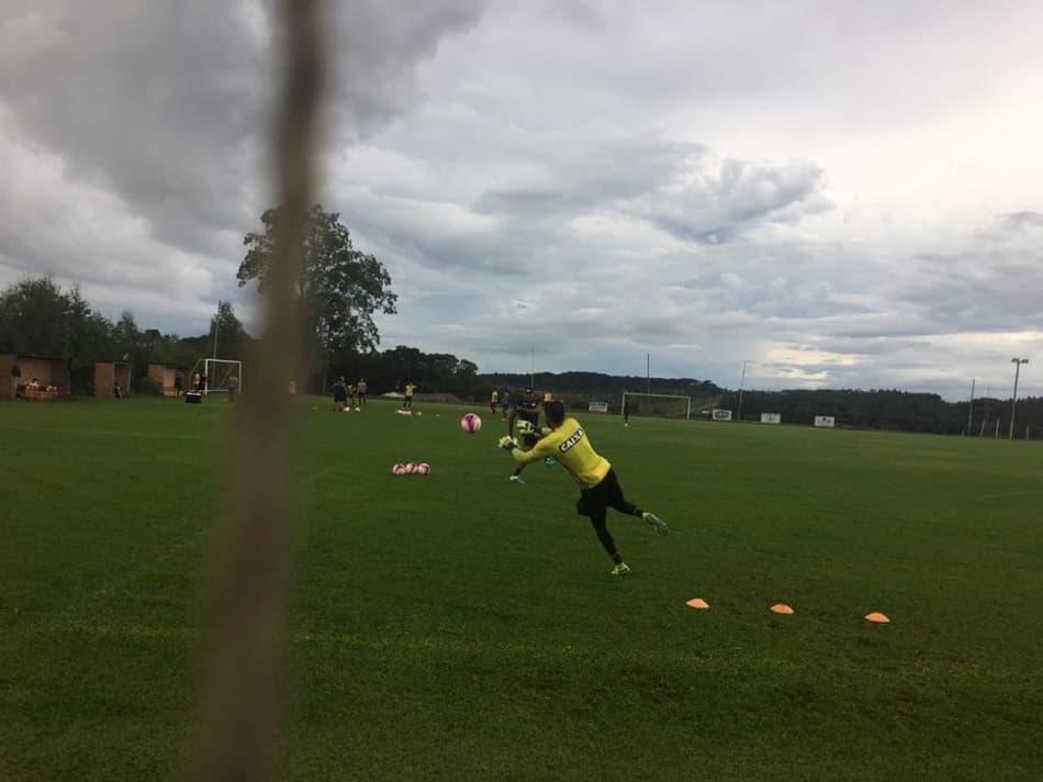 Técnico do Figueira têm três baixas e um reforço para jogo com Concórdia