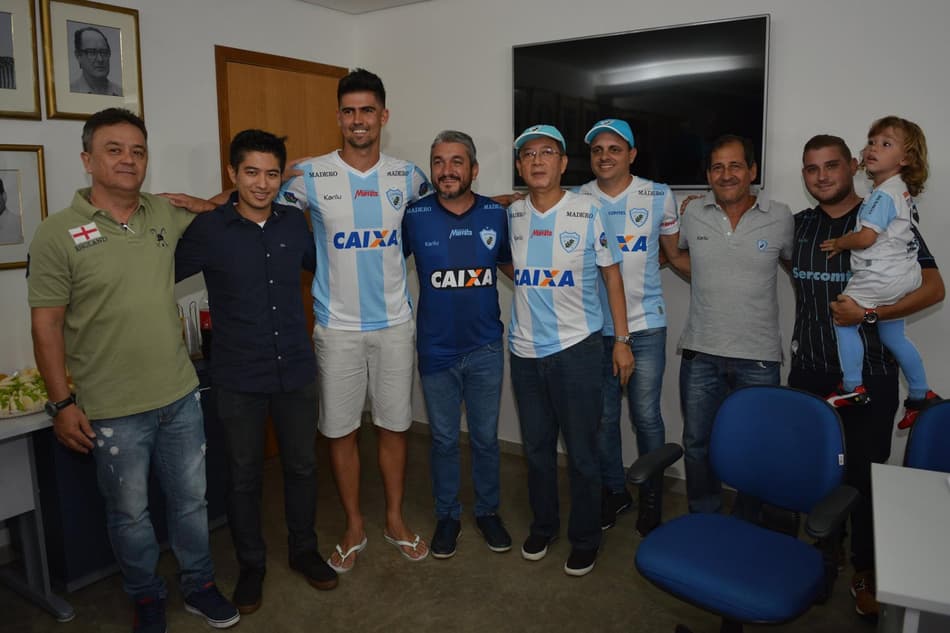 Leandro Almeida comemora o acerto com o Londrina e sonha com o acesso