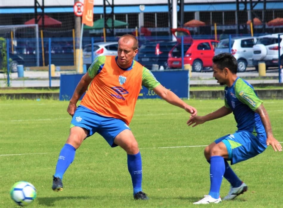 Com foco na Copa do Brasil, Avaí volta a treinar na Ressacada