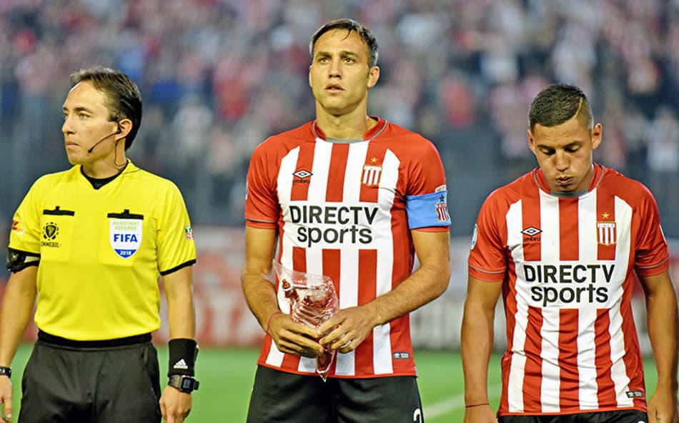 Leandro Desábato analisa derrota: “Nós perdemos alguns gols inacreditáveis”