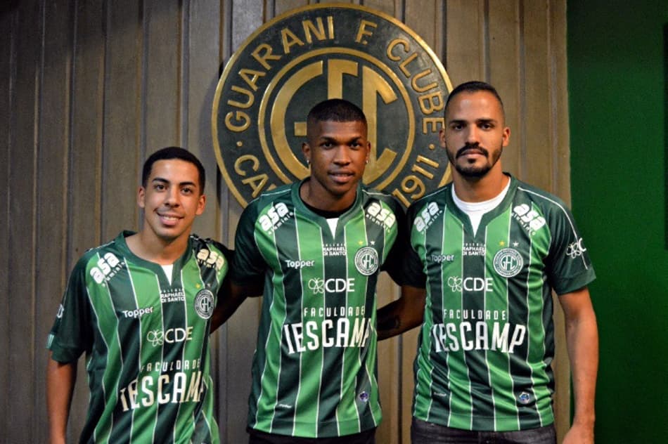 Guarani anuncia três reforços e Anselmo Ramon faz parte da lista