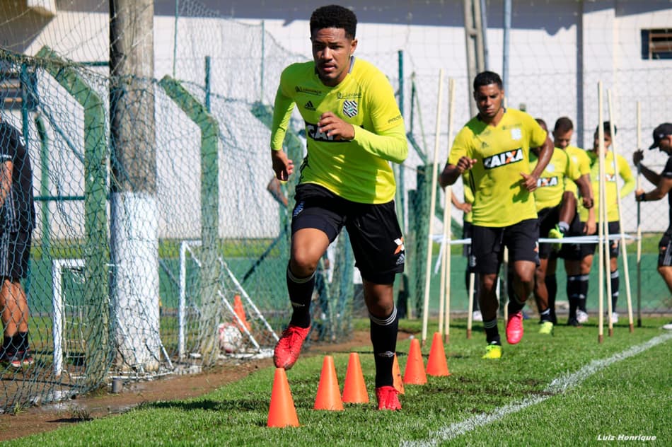 Figueirense fecha treino antes da decisão do Campeonato Catarinense