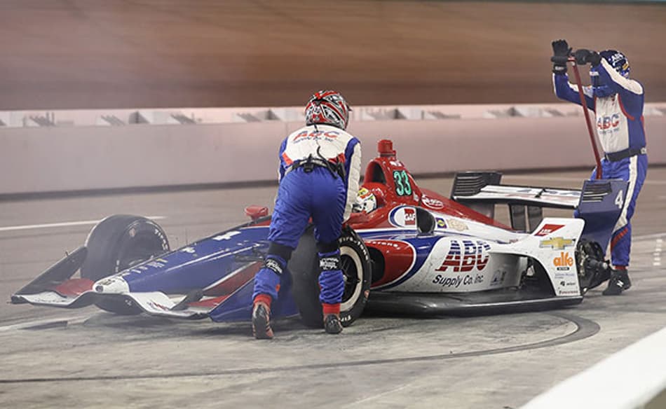 Indy: Apesar de erro do time no pit stop, Matheus Leist destaca evolução em Phoenix