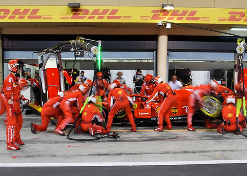 Ferrari multada em 50 mil euros por acidente no pit-stop de Raikkonen