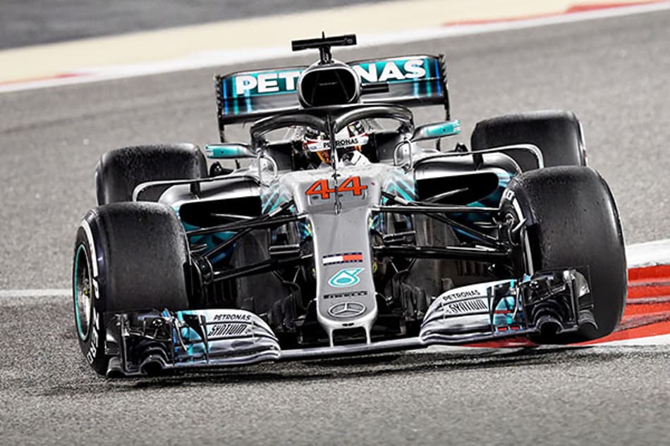Mercedes adia introdução do seu novo motor para o GP da França