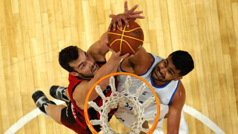 Minas bate Vitória e força quinto jogo nas oitavas de final do NBB