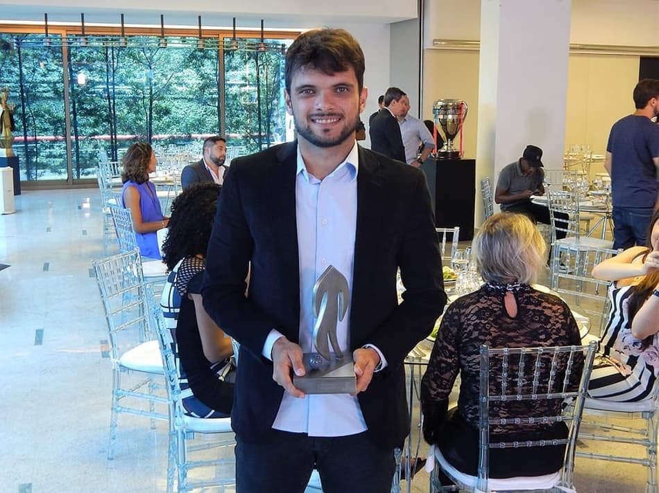 América-MG tem três jogadores premiados na seleção do Mineiro