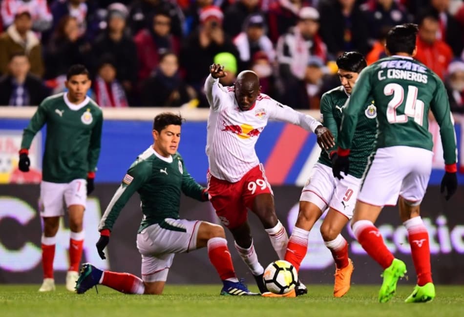Chivas Guadalajara segura NY Red Bulls e está na final da Concachampions