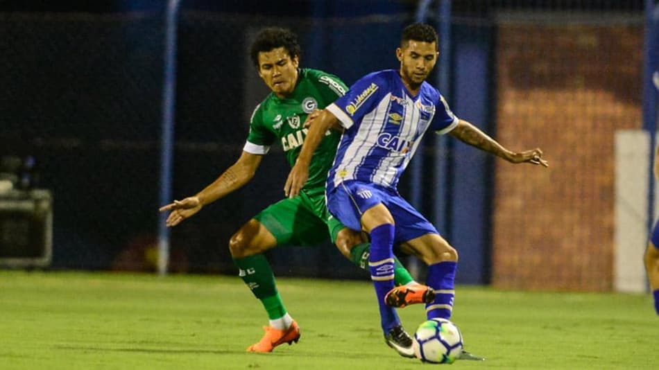 Até o fim! Avaí começa atrás, mas consegue arrancar gol de empate pela Copa do Brasil
