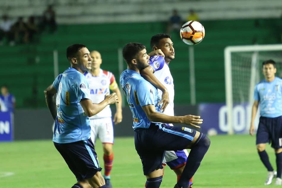 Blooming derrota o Bahia e abre vantagem na Copa Sul-Americana