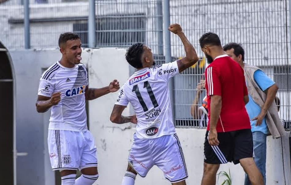 William Pottker já vislumbra reeditar parceria com Lucca no ataque do Inter