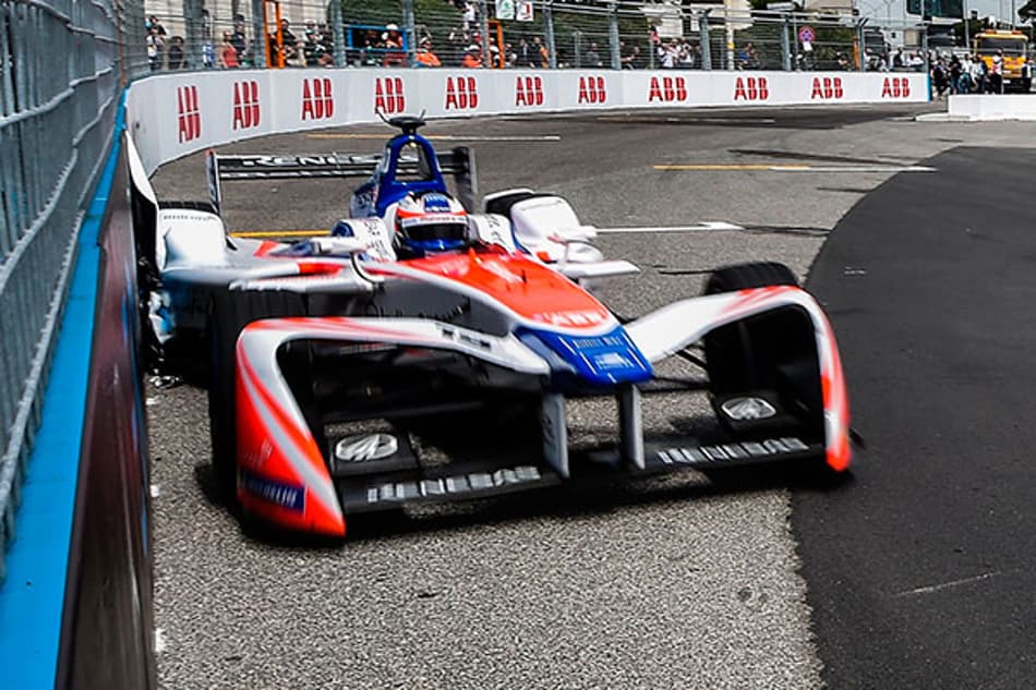 Fórmula E: Felix Rosenqvist crava a pole em Roma, a terceira da temporada