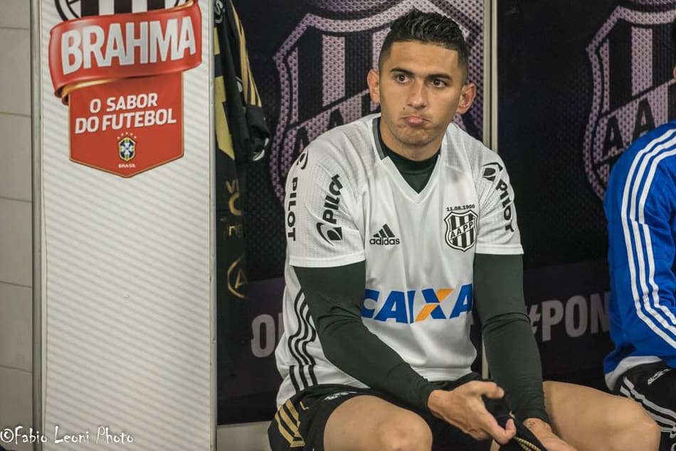 Ponte Preta e Atlético-MG oficializam troca de jogadores