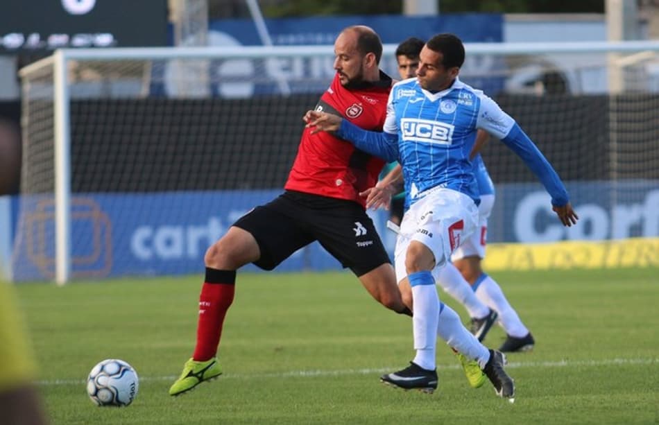 Brasil de Pelotas e São Bento se igualam no Rio Grande do Sul