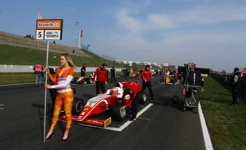 Gianluca Petecof começa Fórmula 4 Italiana com três corridas no mesmo dia
