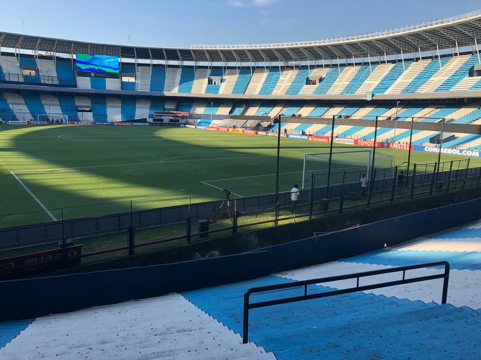 Acusação de maus-tratos, áudios vazados e demissão: o clima conturbado no Racing