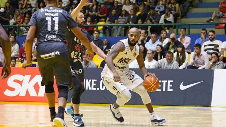 NBB: Caxias do Sul vence Mogi fora de casa e se mantém vivo na série