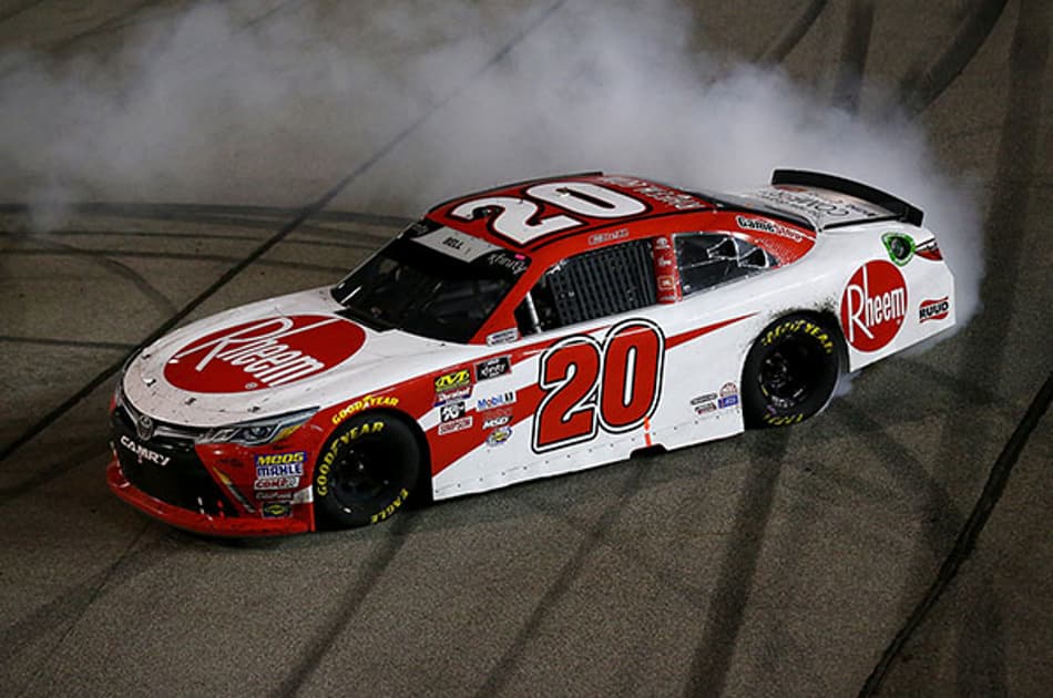 Christopher Bell defende vitória e conquista o Xfinity em Richmond