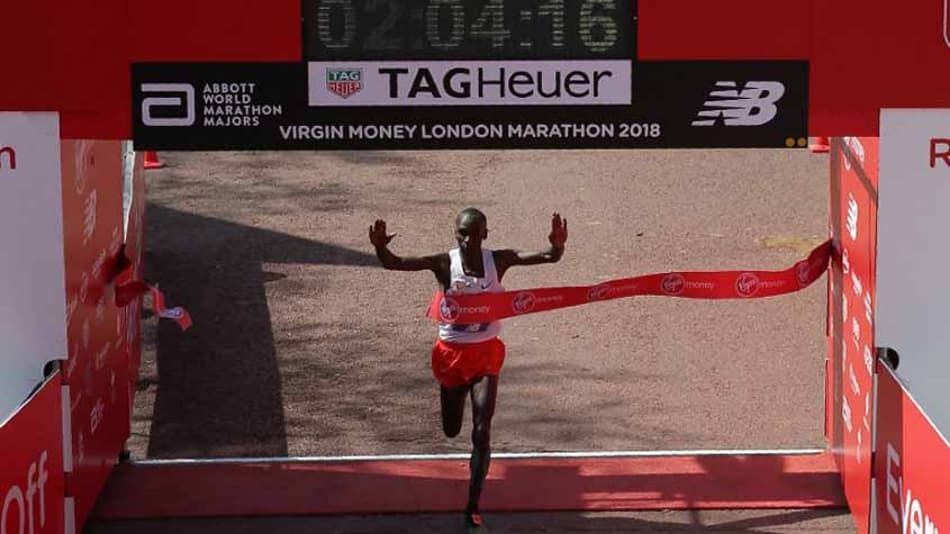 Edição mais quente da Maratona de Londres tem dobradinha queniana