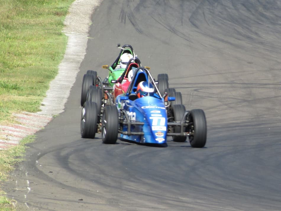 Novato dá show e vence as duas provas pela segunda etapa da Copa ECPA de Fórmula Vee