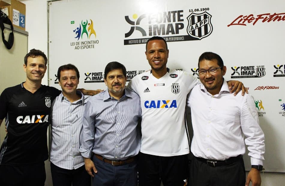 Luis Fabiano pretende jogar e se aposentar na Ponte Preta