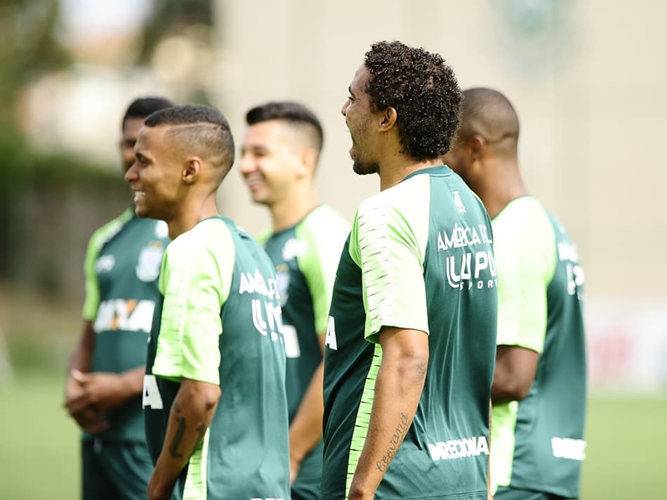 América-MG inicia preparação para confronto com o Vitória