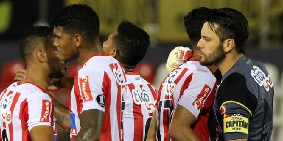 Vitórias do Emelec e Junior Barranquilla podem render bons lucros nas casas de apostas; Confira