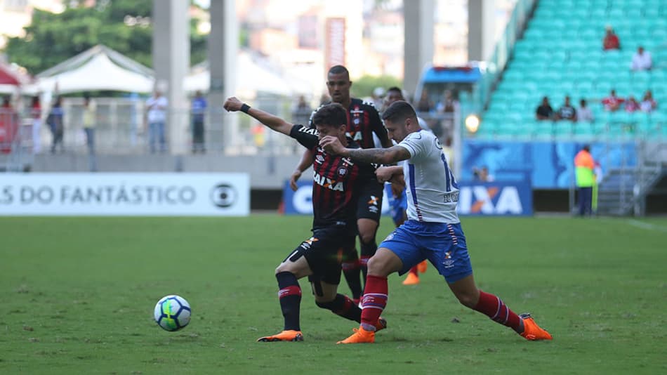 Auxiliar aprova atuação do Bahia e crava: 'Podemos sonhar alto'