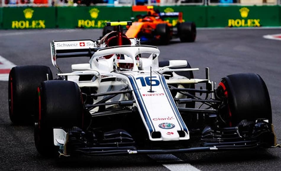 Leclerc diz que aprendeu “duas vezes mais” lutando com Alonso