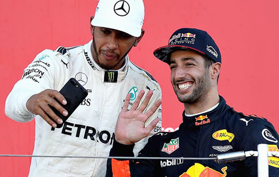 Hamilton apoia “corajosa” decisão de Ricciardo em trocar a Red Bull pela Renault