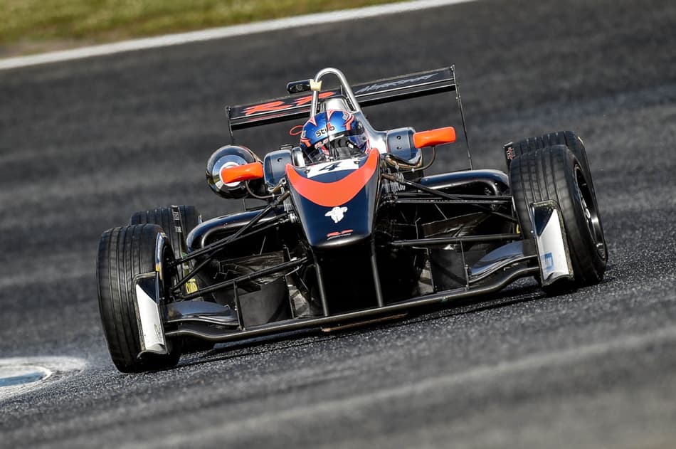 Euroformula F3 Open: Drugovich celebra início de temporada histórico