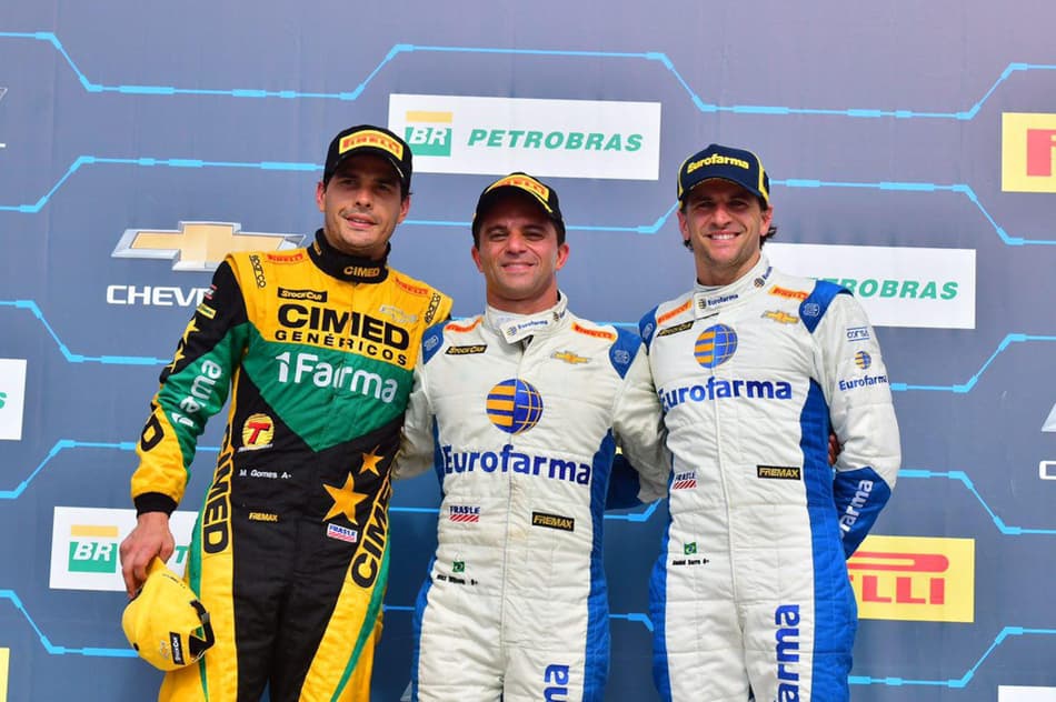 STOCK CAR: Na presença da mãe, Max Wilson fatura a primeira em Londrina