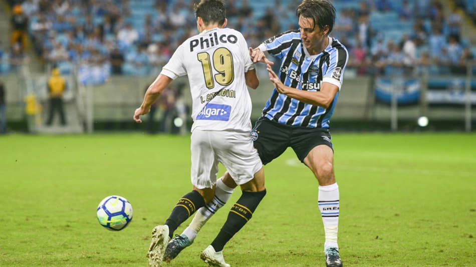Braz coloca ‘meia culpa’ no árbitro e vê como ‘normal’ discussão no Santos
