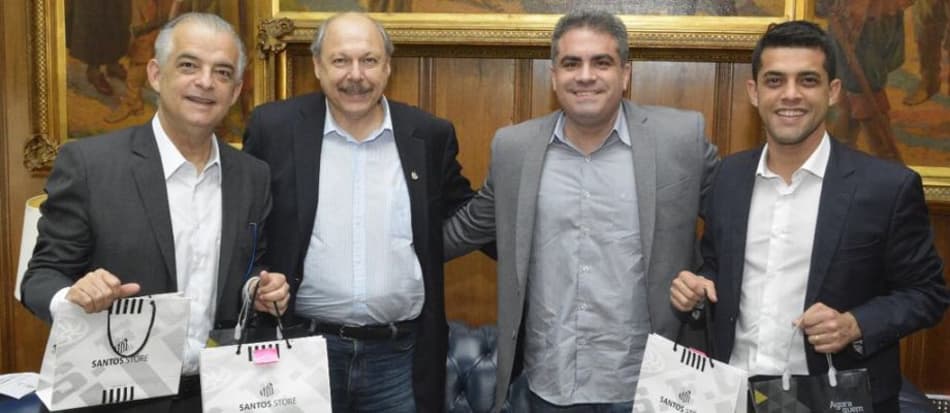 CT e talentos: presidente e vice do Santos visitam governador de SP