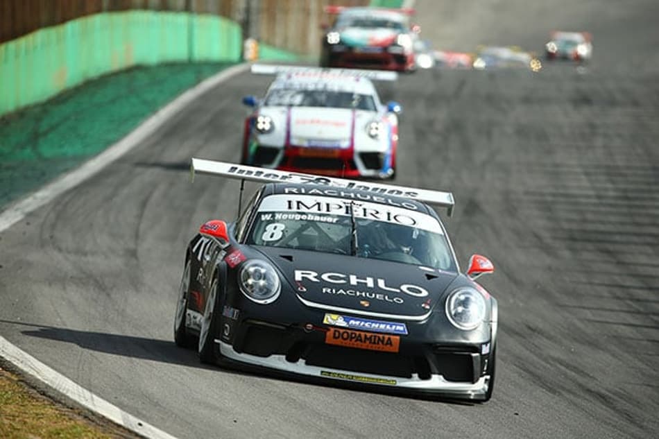 Neugebauer vence a primeira, Kaesemodel a segunda, e Marçal Müller reassume a liderança na Carrera Cup 4.0 em Interlagos
