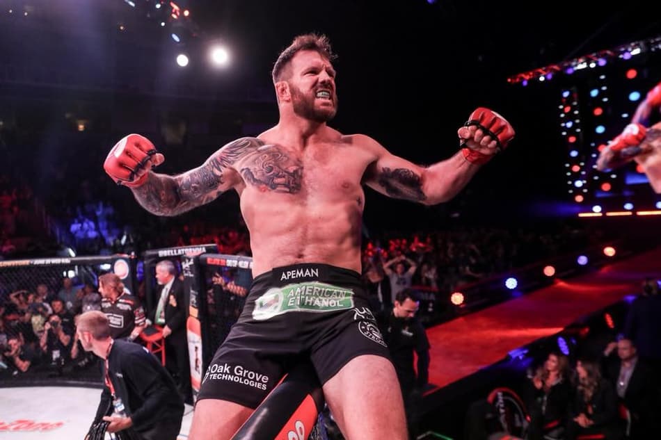 Bader nocauteia King Mo no Bellator 199 e avança em GP dos Pesados