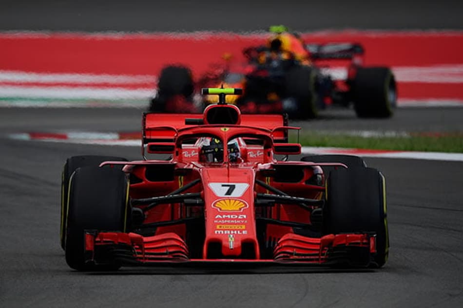 Kimi Raikkonen enfrentou perda de potência e foi forçado a abandonar