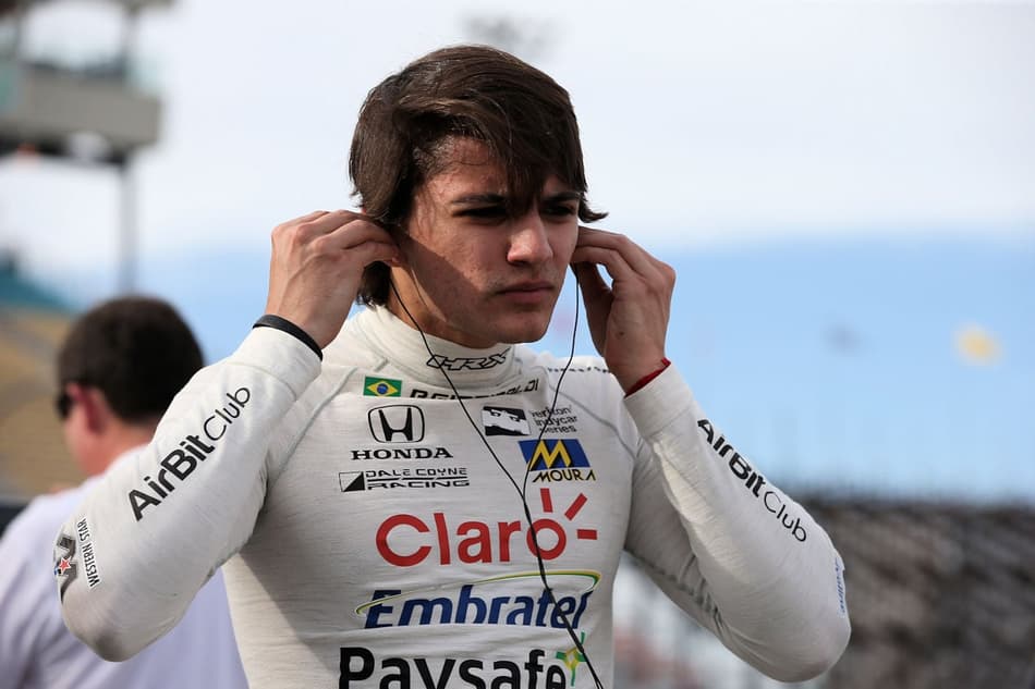 Pietro Fittipaldi aparece pela primeira vez após cirurgia nas pernas