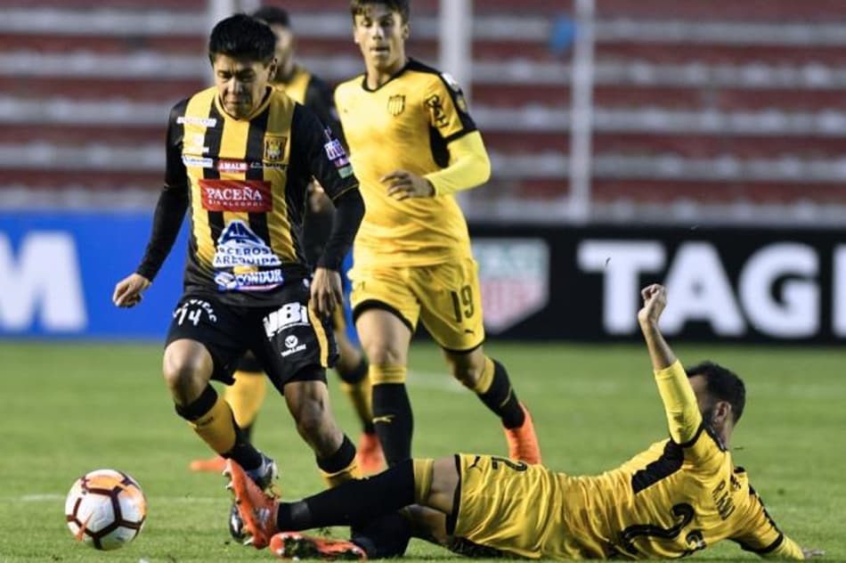 Peñarol e The Strongest se enfrentam com objetivos distintos em Montevidéu
