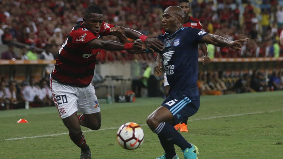 Treinador do Emelec elogia o Flamengo, mas decreta: “Merecíamos ao menos o empate”