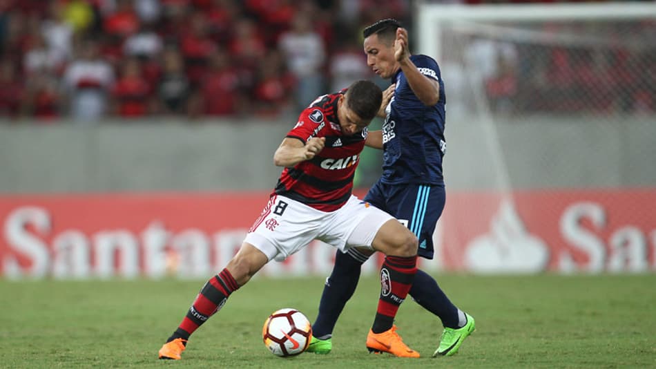 Números da Bola: Contra o Emelec, Flamengo bateu seu recorde de desarmes em uma partida em 2018